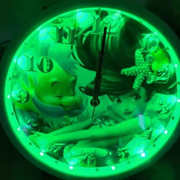 Mermaid led lights wall clock - Picture 4 of 6